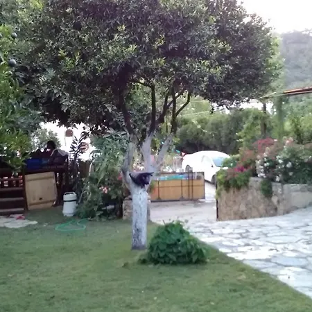 Nazar Apart Apartman *